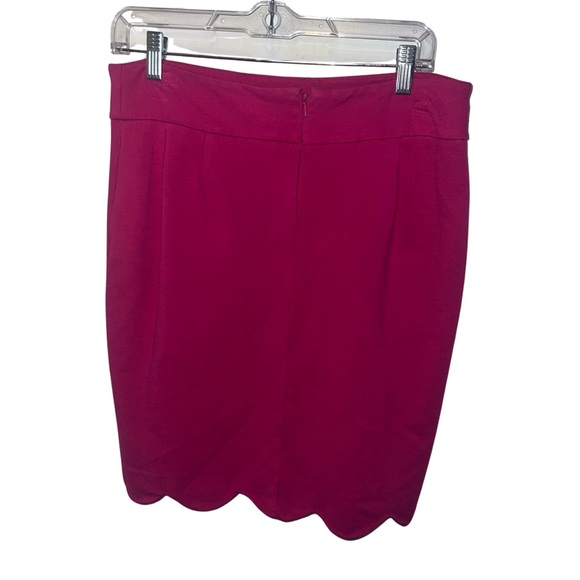 Carmen Marc Valvo Fuchsia Scalloped Skirt - Picture 2 of 6
